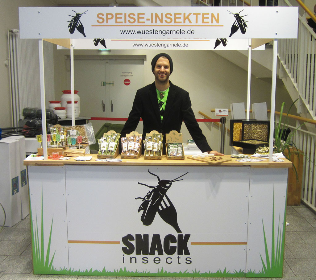 infostand-snack-insects