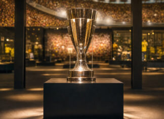 KW 43 | DHDL: Zum Staffelfinale Top-Quoten Silberner TV-Pokal im Deutschen Fußballmuseum bei warmem Licht