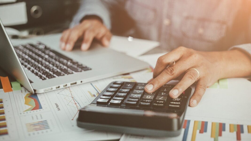 Startup-Versicherungen: Leitfaden für Selbstständige und Freiberufler
