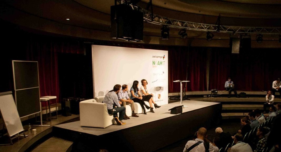 Diskussion NOAH Theatre
