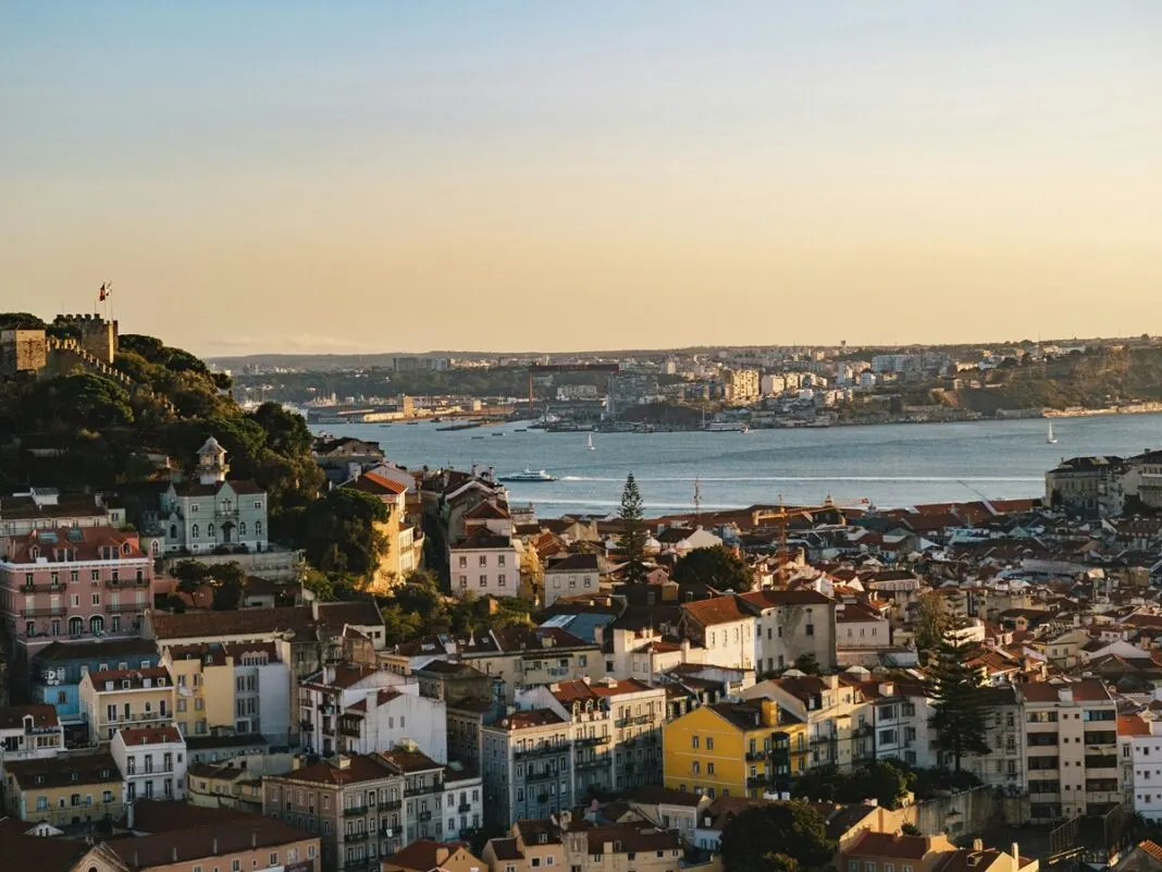 Auswandern nach Lissabon: Kosten, Steuern & Tipps