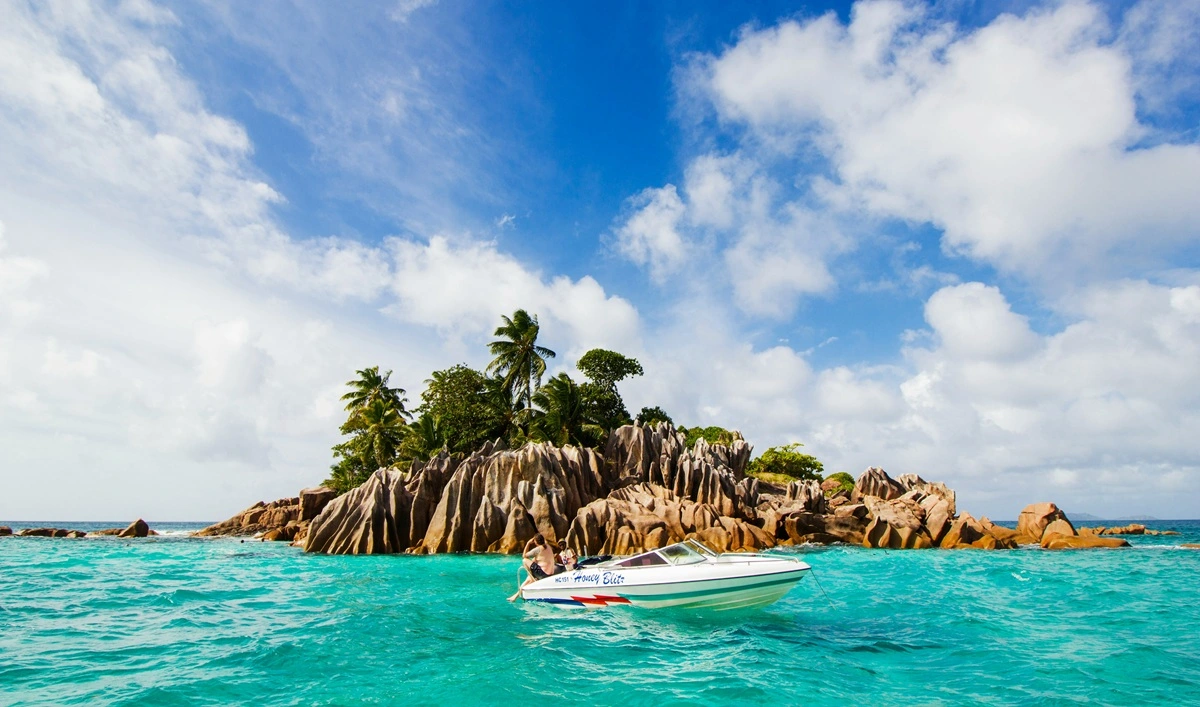 Auswandern auf die Seychellen: Workation Programme, 0 % auf Auslandseinkünfte und Inselleben im Überblick