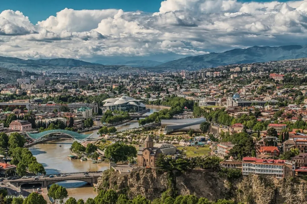 Auswandern Tiflis: Leben, Kosten und Steuern in Georgiens Hauptstadt