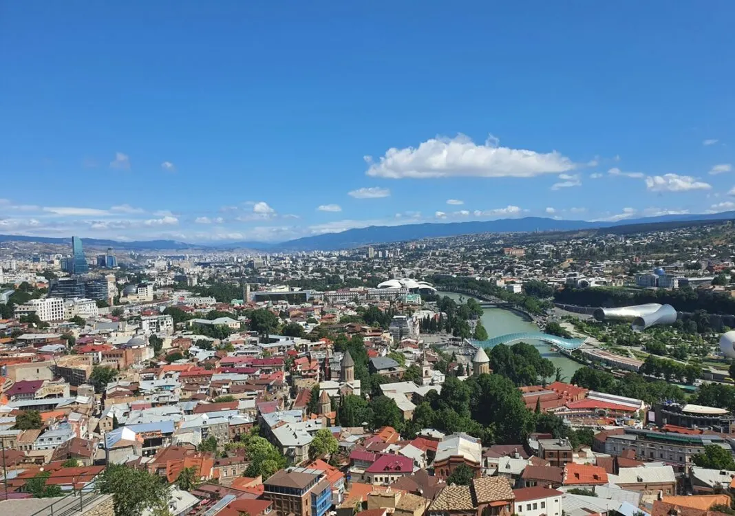 Auswandern Tiflis: Leben, Kosten und Steuern in Georgiens Hauptstadt
