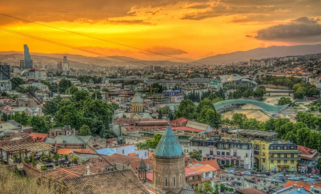 Auswandern Tiflis: Leben, Kosten und Steuern in Georgiens Hauptstadt