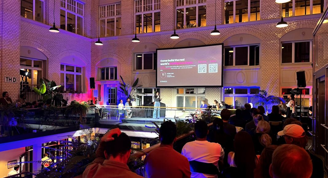 Pitch Night Mindspace Berlin Buehne