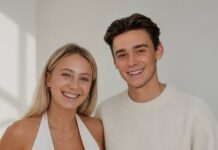 Die Cropsta-Gruender Charlotte Lieben und Mike Leon Lichtenberg stehen laechelnd nebeneinander vor einer hellen Wand