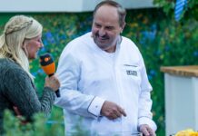 Johann Lafer im weißen Kochjackett beim ZDF-Fernsehgarten 2025