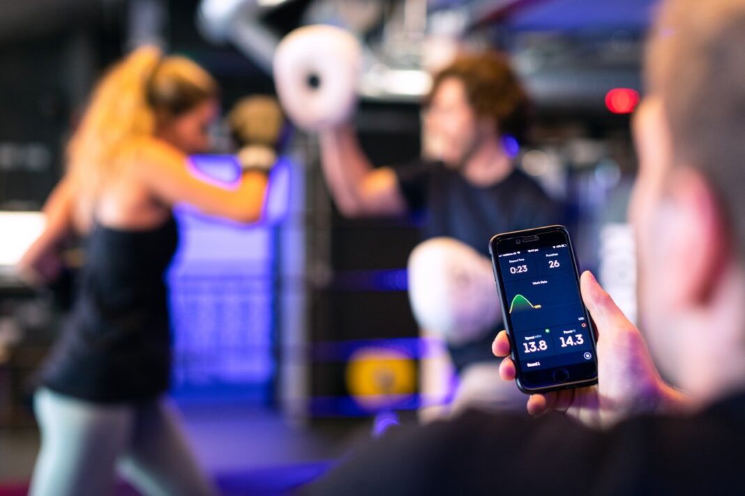 Die 4 besten Fitness-Apps für Euer Home Workout