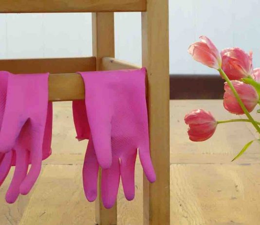 Pinky Gloves