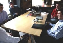 startup desk people ideas